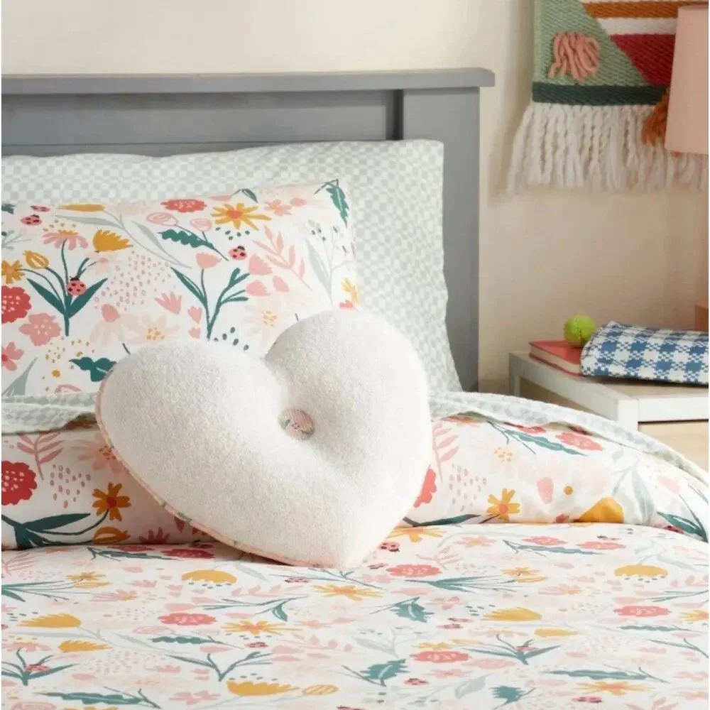 PillowFort - Heart Reversible Mini Decorative Pillow White - New